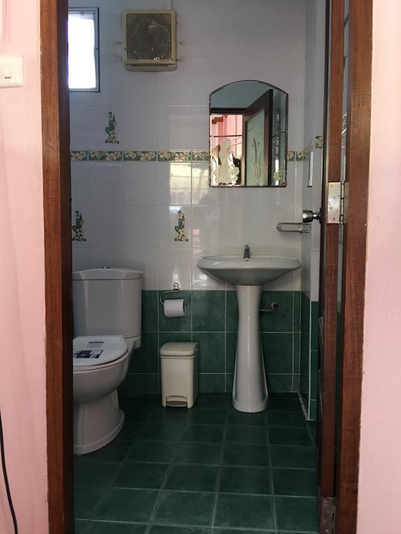 Balcony & Bedroom Rayong Zewnętrze zdjęcie